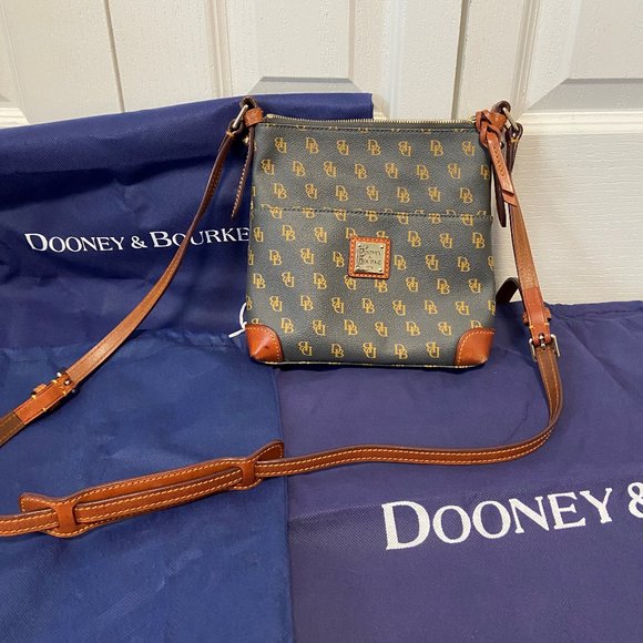 Dooney & Burke - Picture 5 of 5